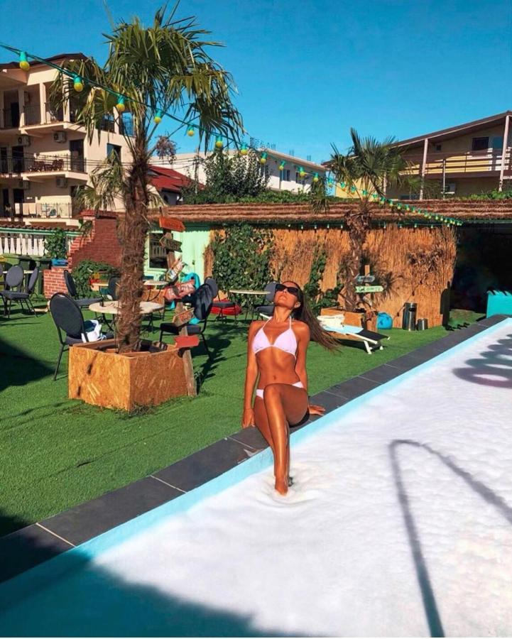 نزل Casa Barbie كوستِنيست المظهر الخارجي الصورة