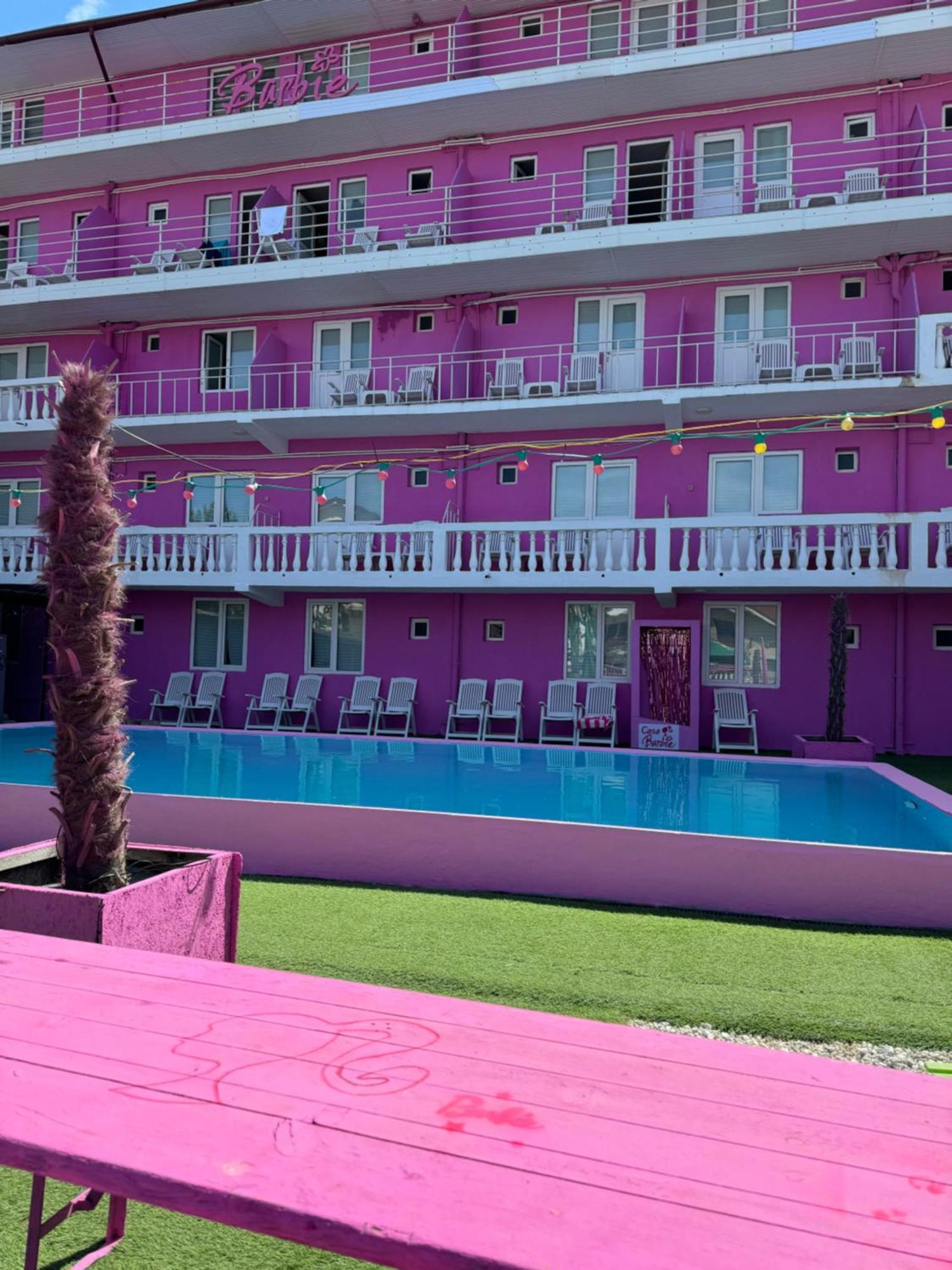 نزل Casa Barbie كوستِنيست المظهر الخارجي الصورة