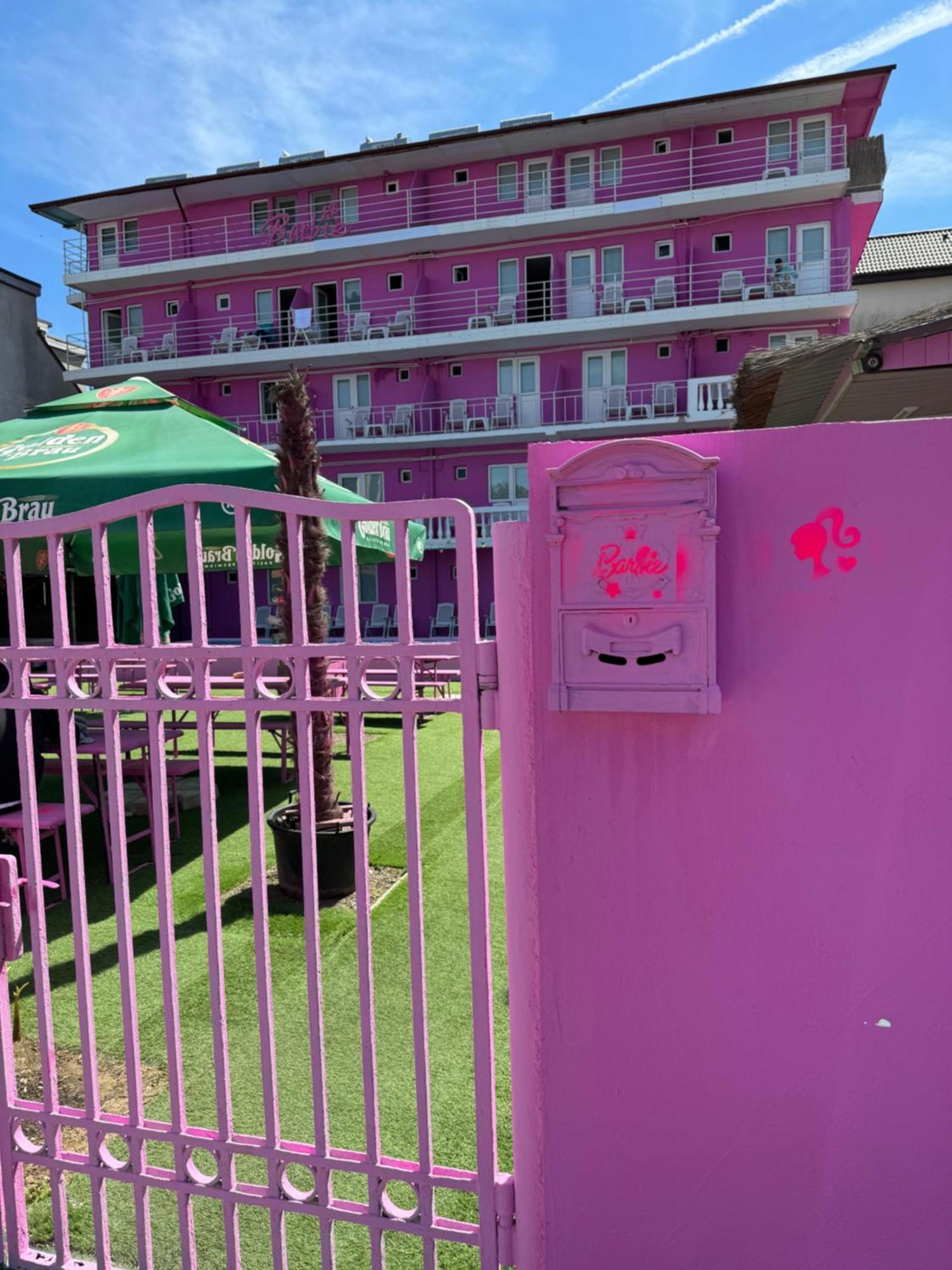 نزل Casa Barbie كوستِنيست المظهر الخارجي الصورة