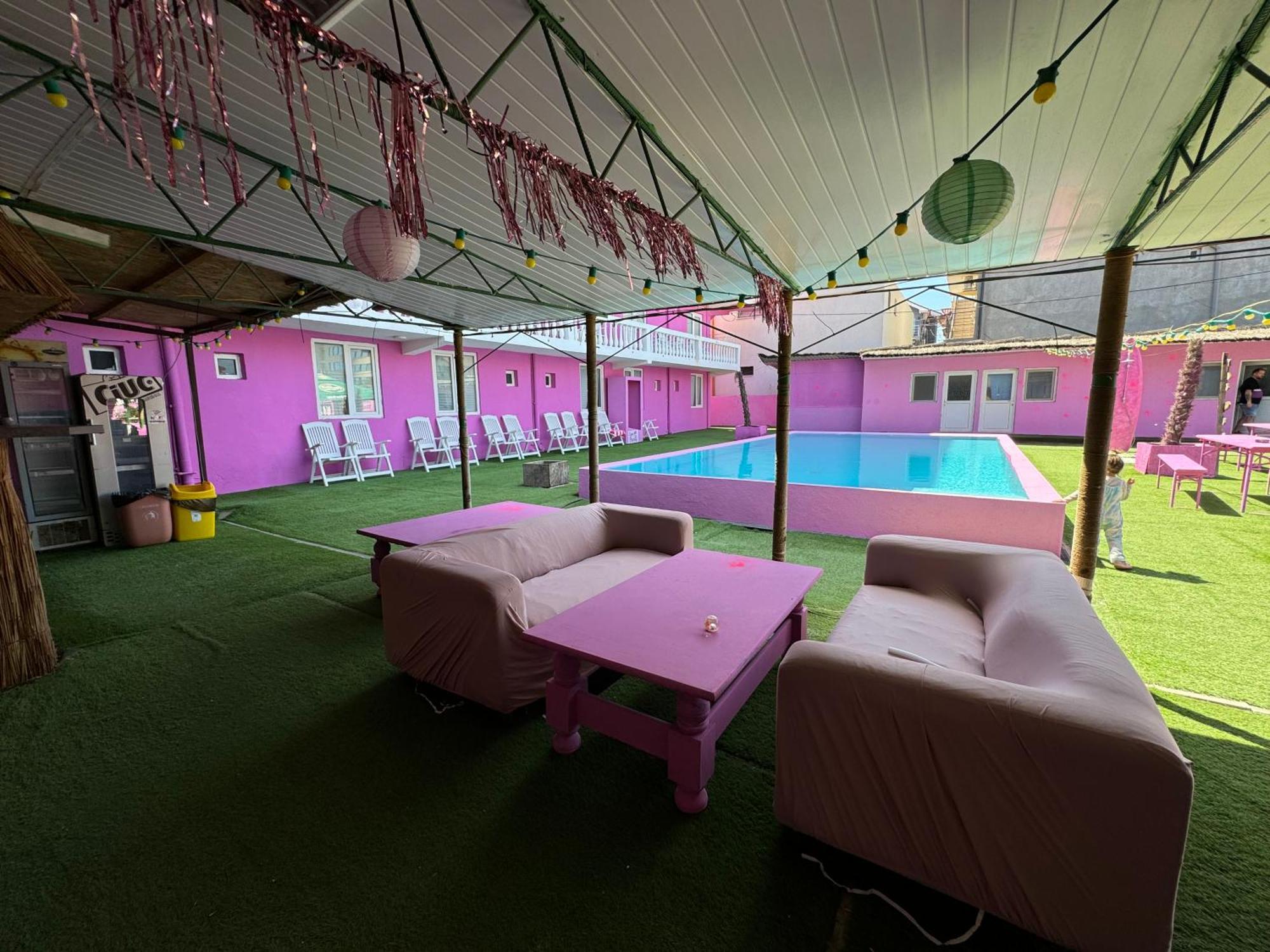 نزل Casa Barbie كوستِنيست المظهر الخارجي الصورة